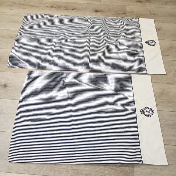 2 ADRIENNE VITTADINI BRITANNIA Navy & White Stripe Pillowcase Standard and King - Picture 1 of 5